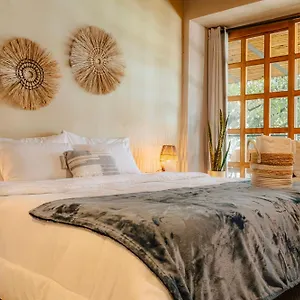 Poblado Muuk Boutique Campestre Medellín